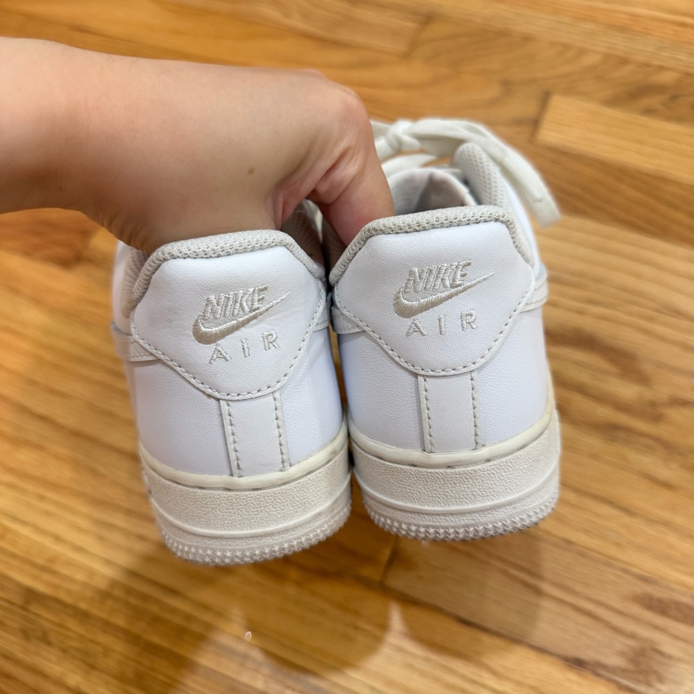 Nike Air Force 1 - Picture 4 of 8